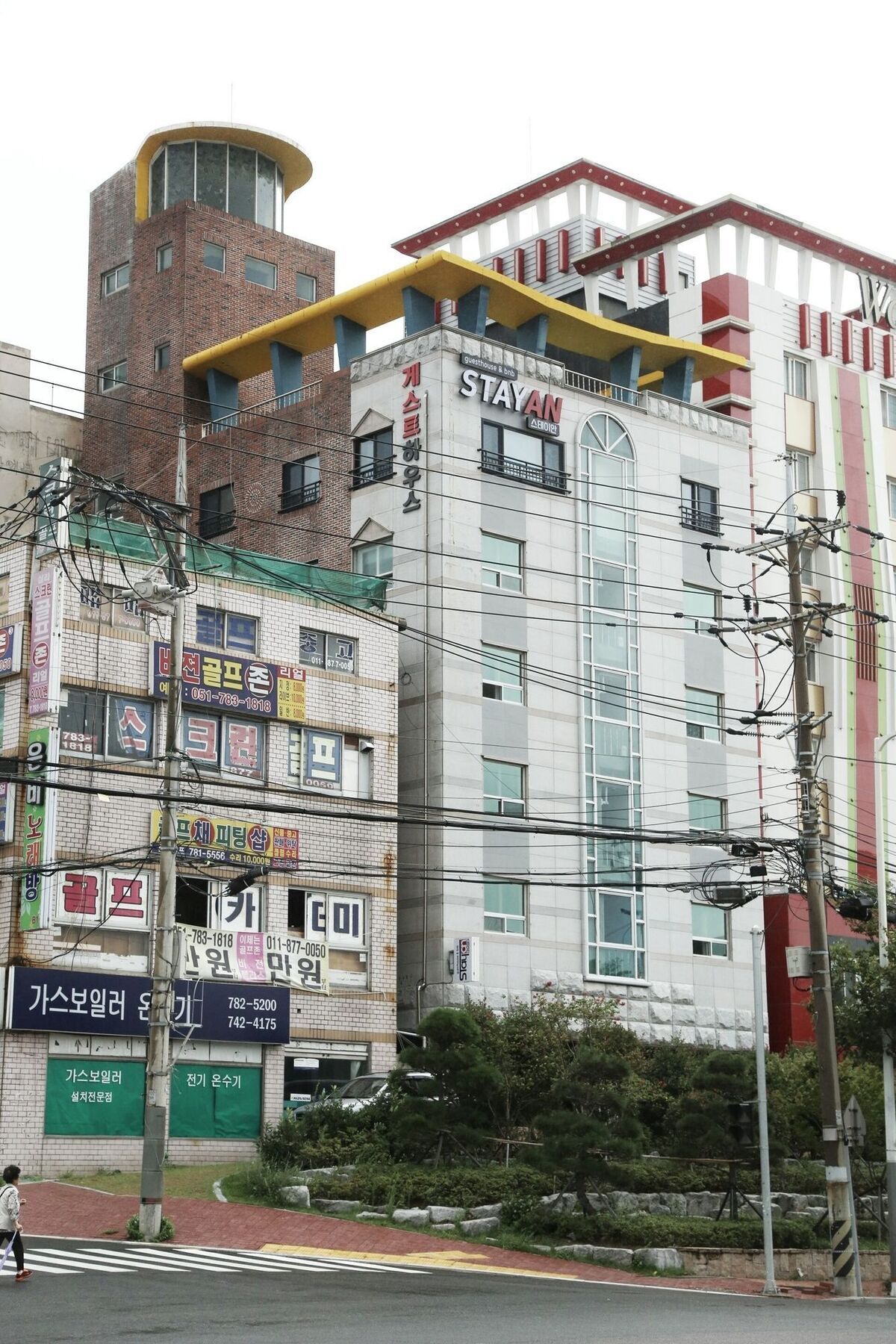 Stayan Guesthouse And Bnb Busan Exteriör bild