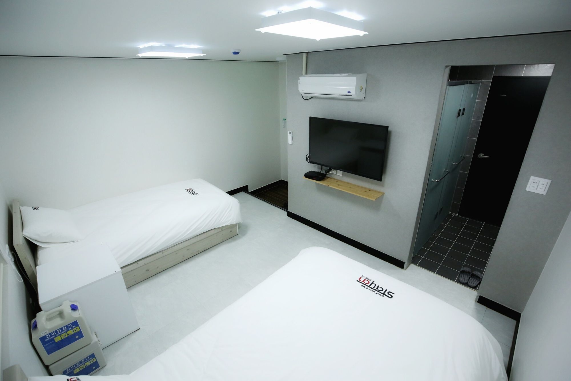 Stayan Guesthouse And Bnb Busan Exteriör bild